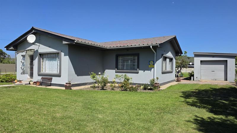 4 Bedroom Property for Sale in Klein Brak Western Cape